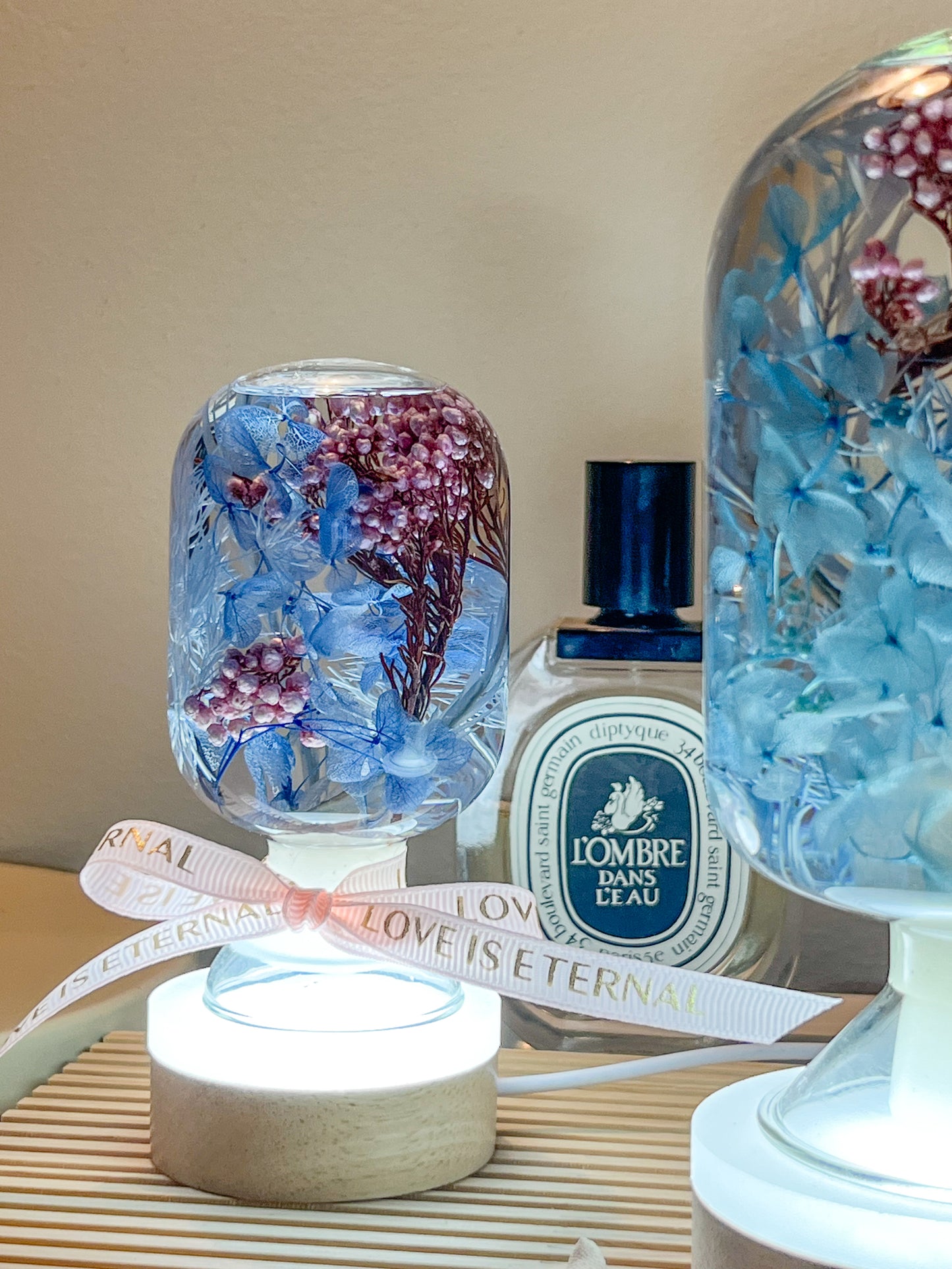 LED Flower Lamp Crystal Ball #1 - Pink in Skies