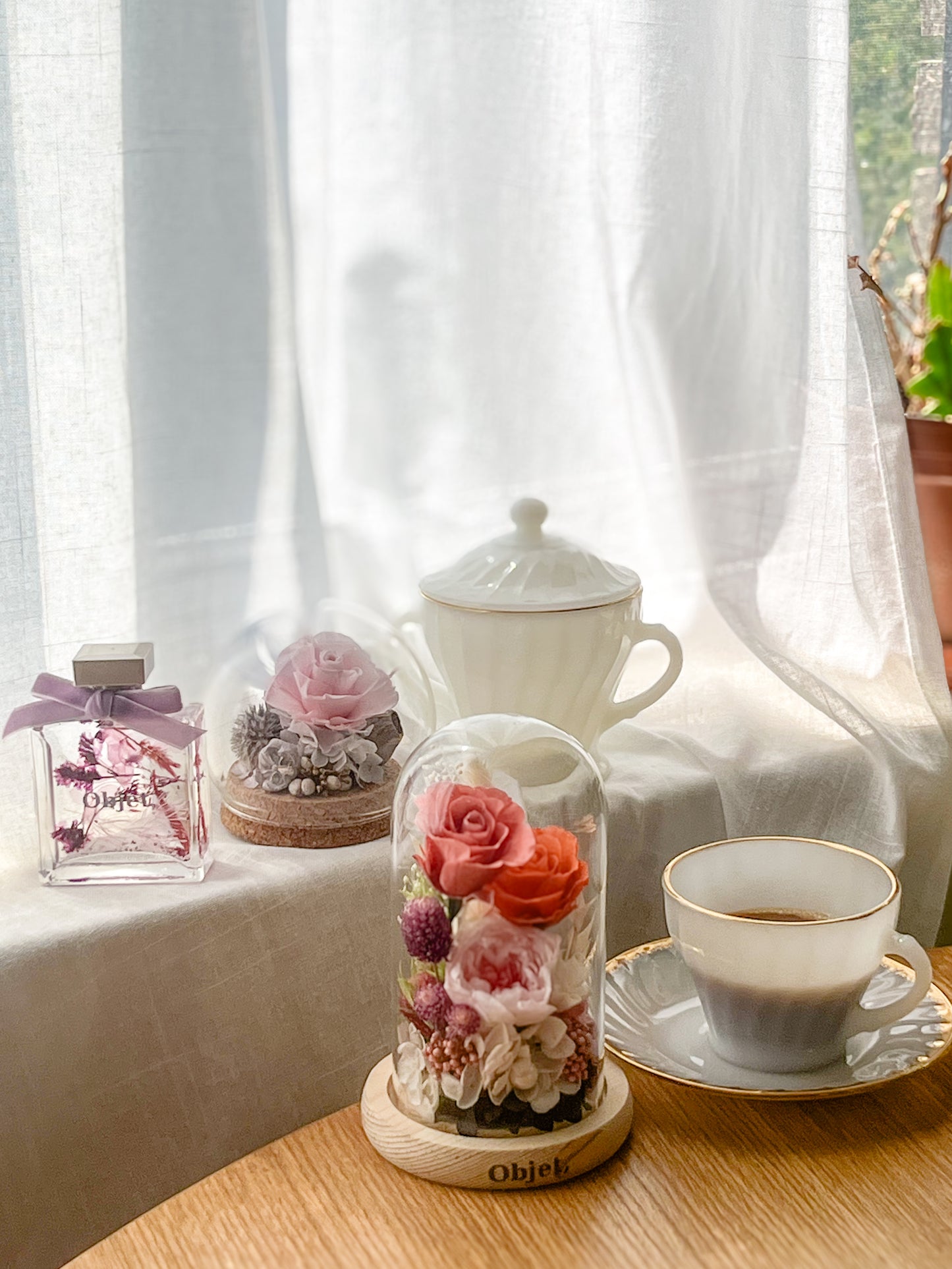 Romantic Gift Glass Dome #8 - Blossom Grove