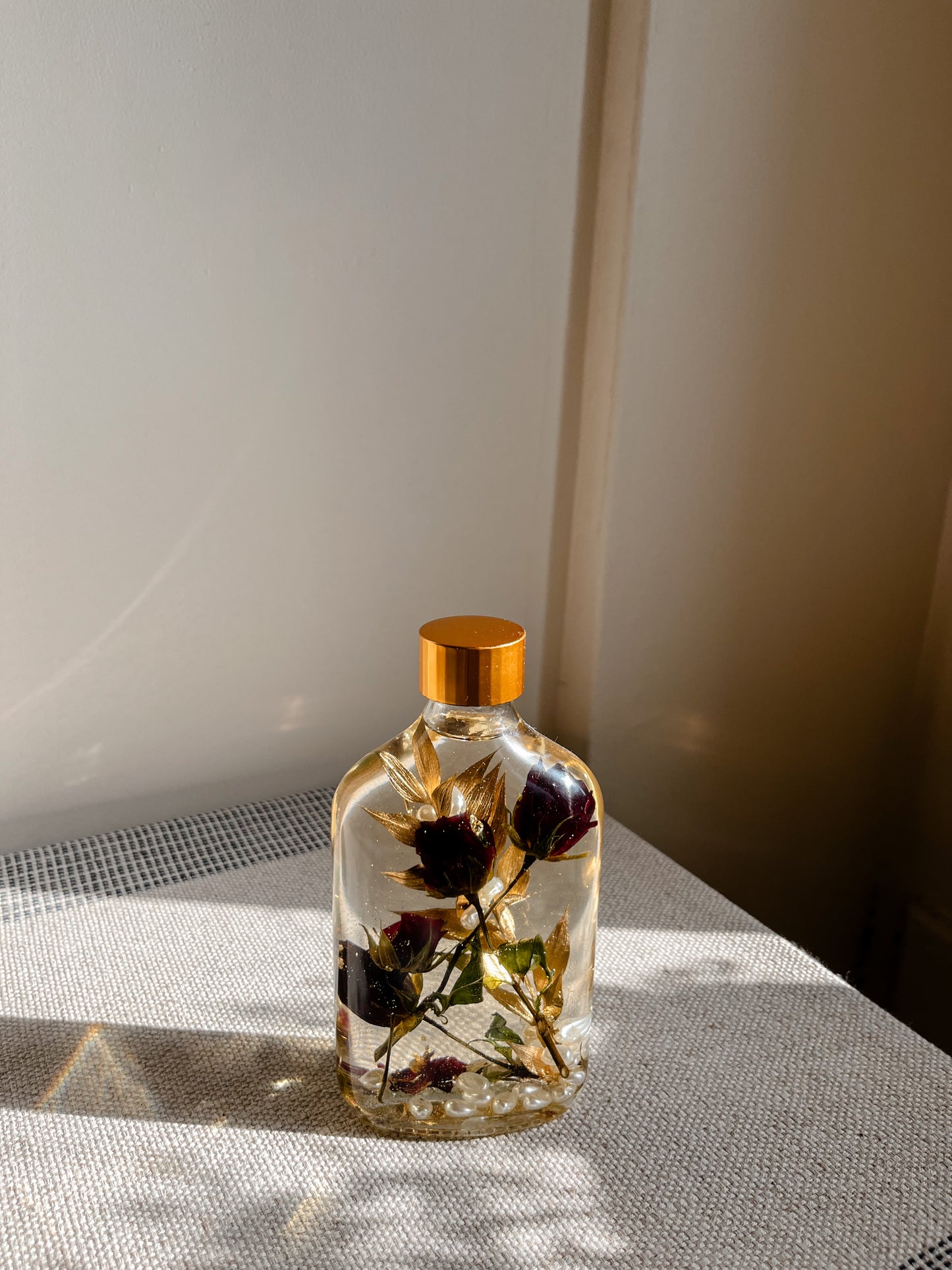 LED Light Bottle #12 - Pearl of the Rose