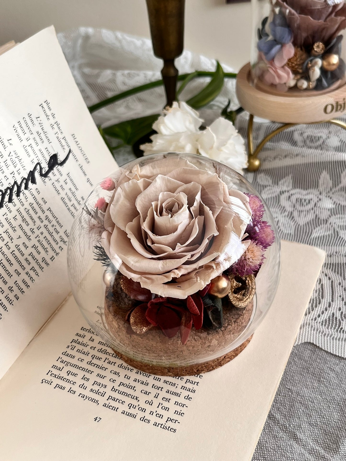 Preserved flower Glass Dome #27 Mocha Mousse rose