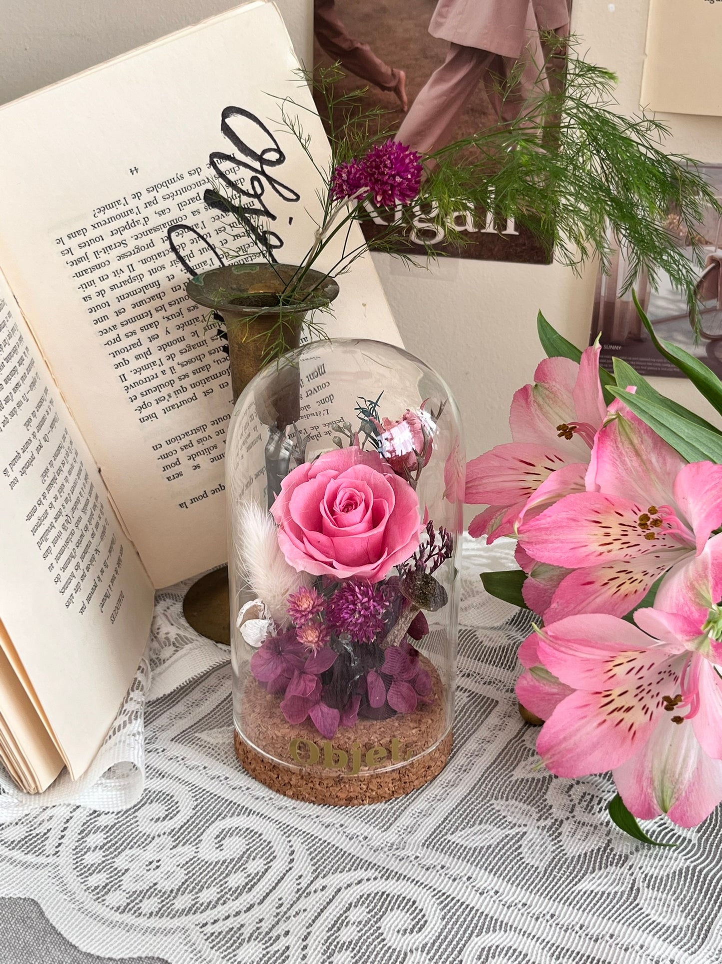 Enchanted Rose Glass Dome #30 - La Rosette
