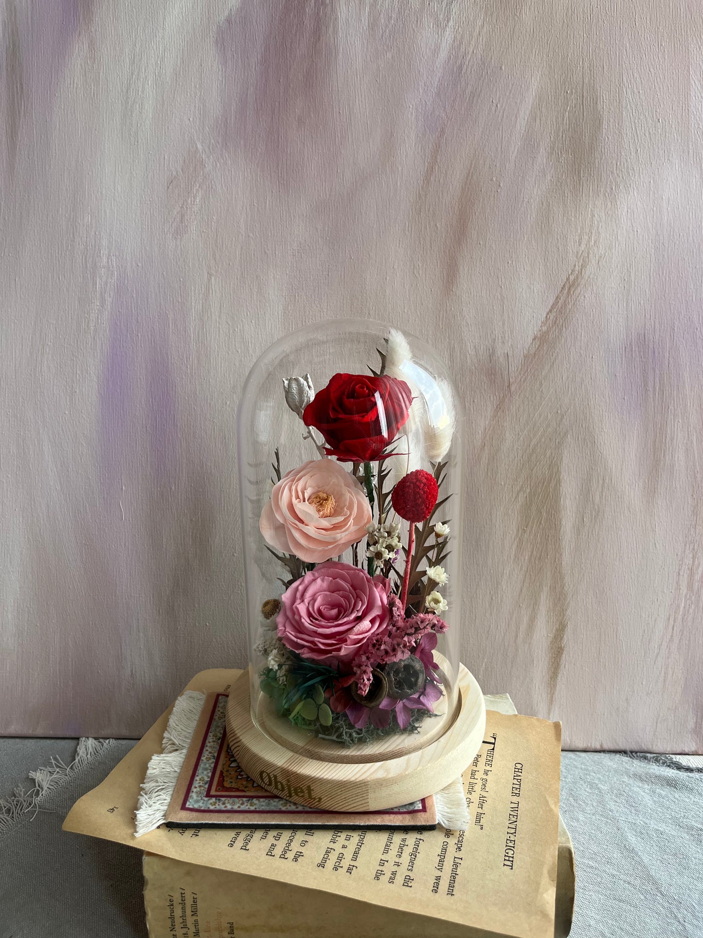 Forever roses Glass Dome #5 - Rosy Ranunculus