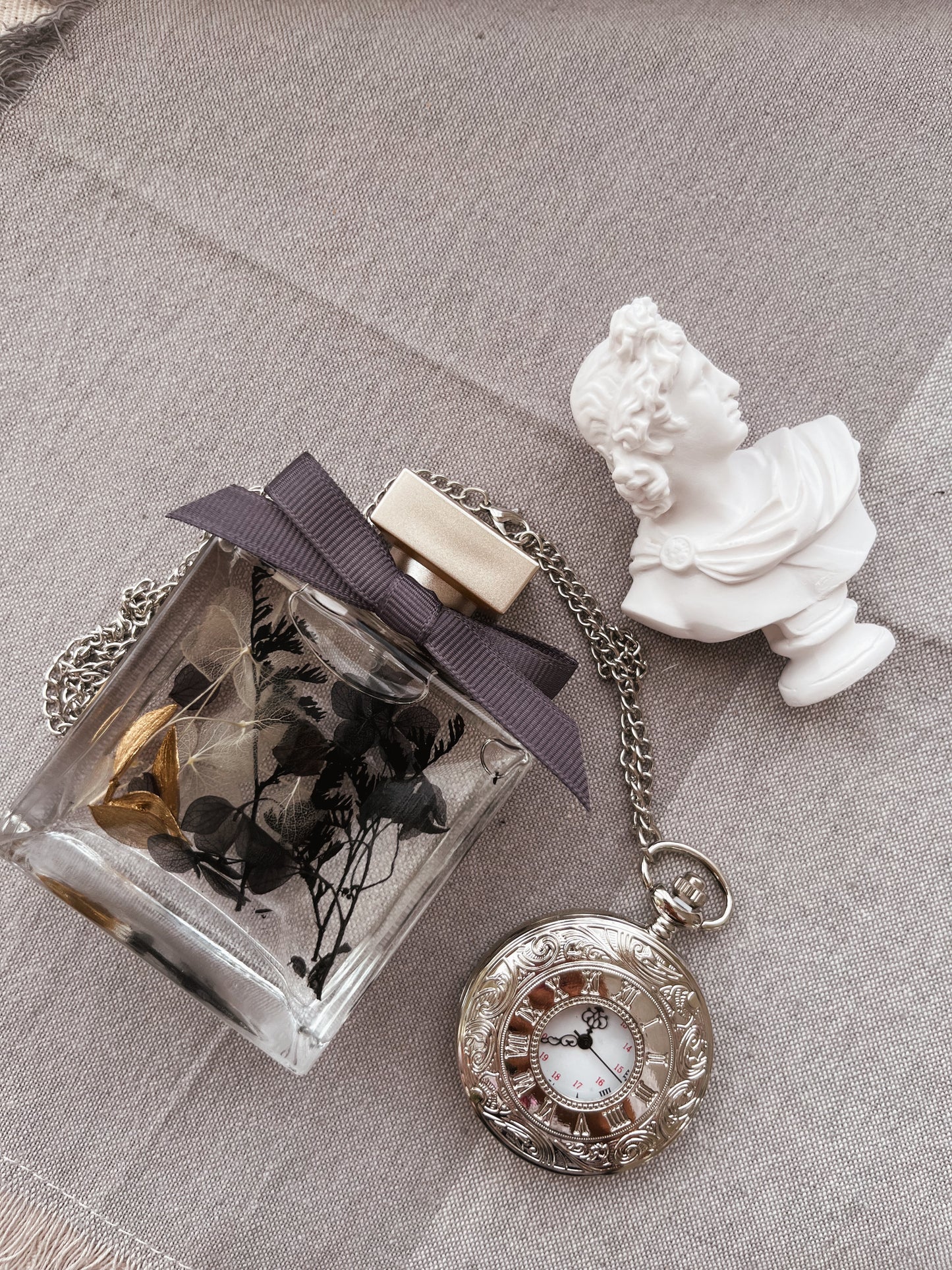 Mini #1 - Shadowed Grace